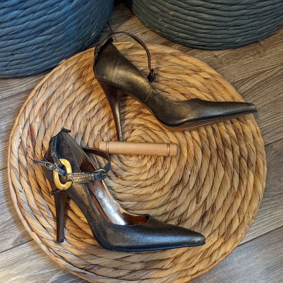 SAMPLE (W6*) - CARLOS SANTANA Oiled Bronze Mary Janes w/ Chain - Picture 5 of 8